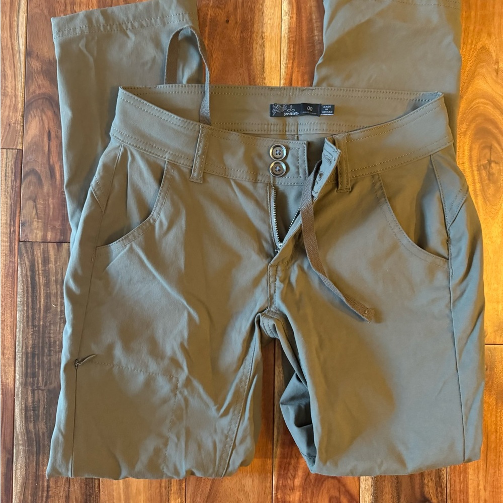 Prana Halle pant: 00, short, slate green